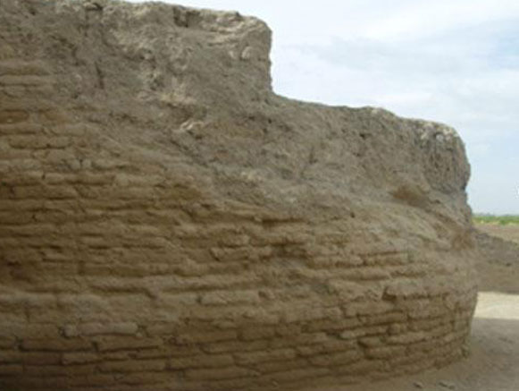 Bakhtak Castle of Leylan County and the Ancient Site