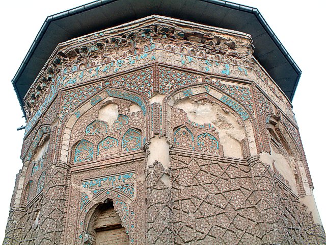 Gonbad-e Kabood, Maragheh