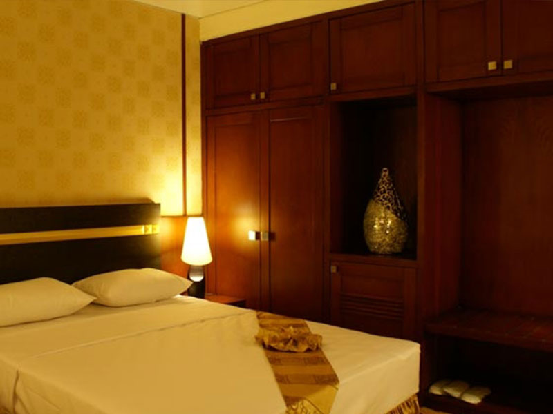 Emad Hotel Mashhad