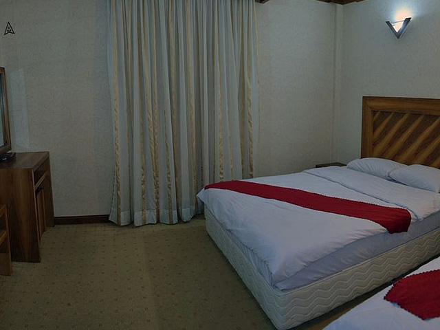 Hotel Isatis Mashhad