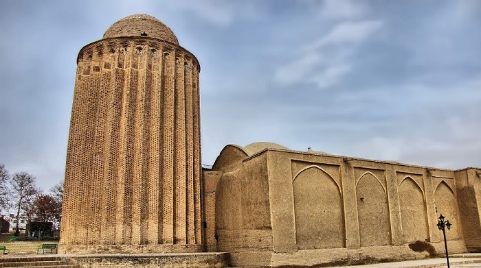 Kashaneh Bastam Tower