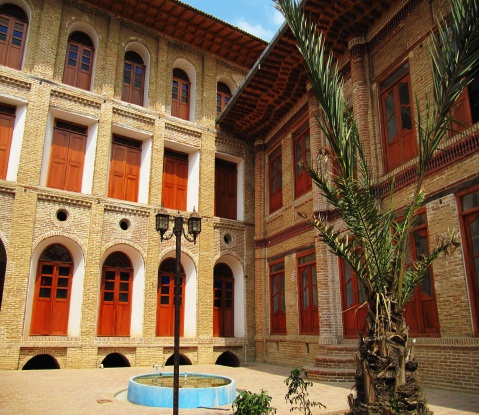 Fazeli House, Sari
