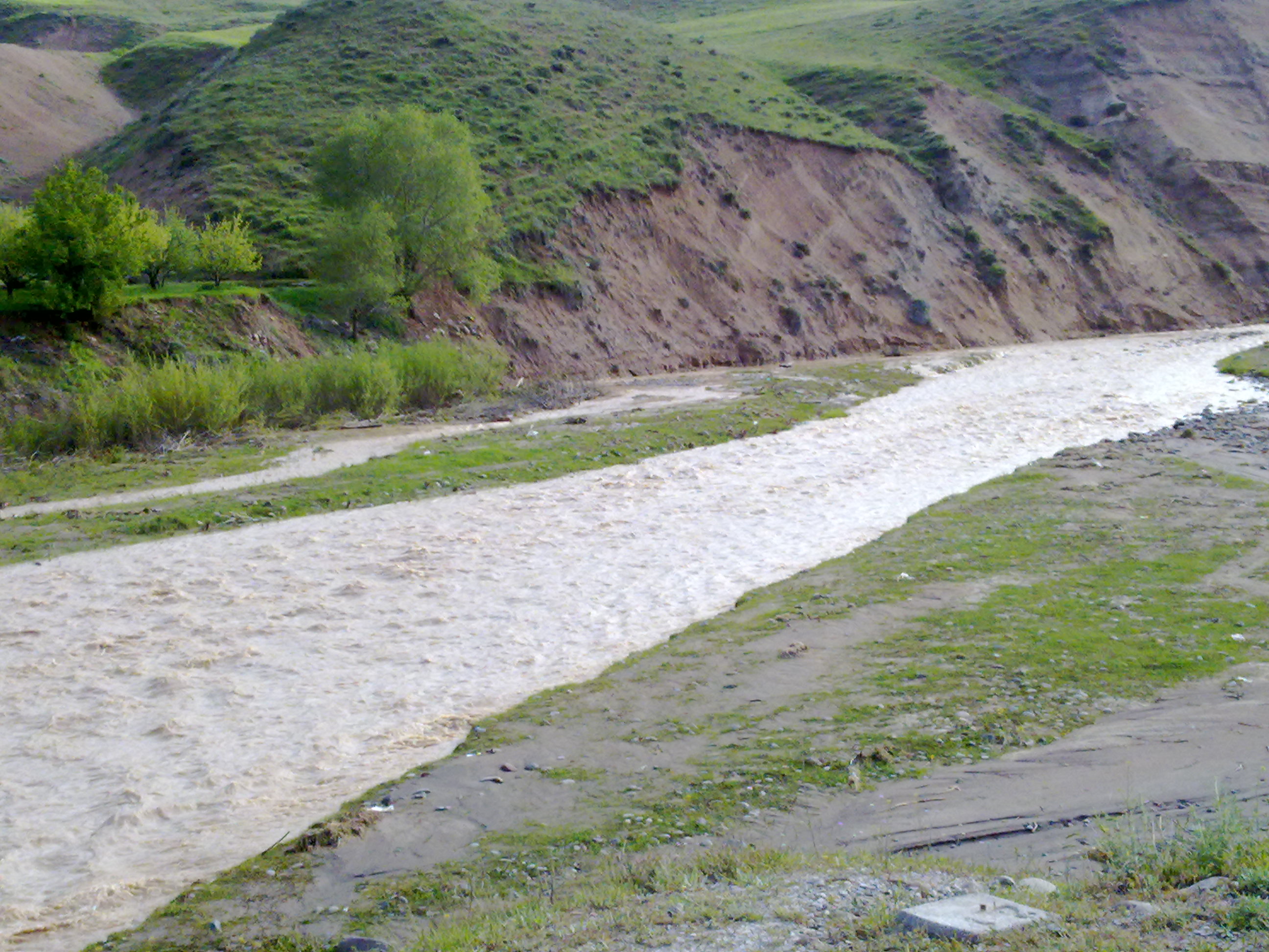 Atash Beyg Village