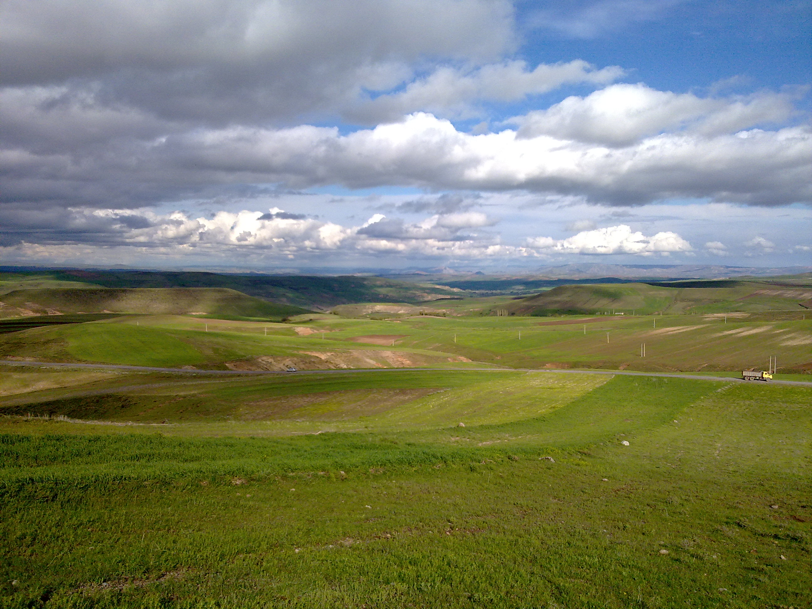 Atash Beyg Village