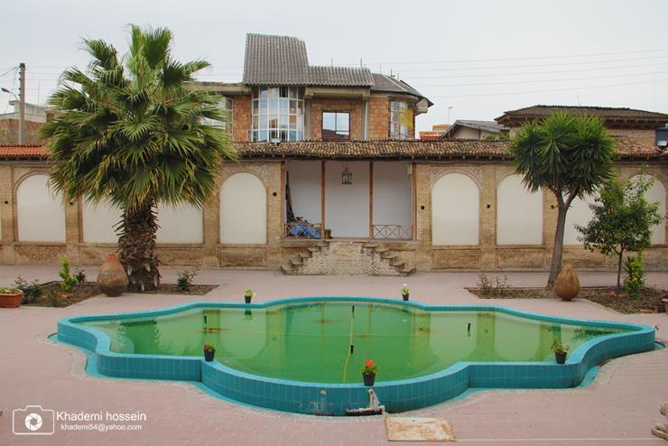 Kolbadi House, Sari