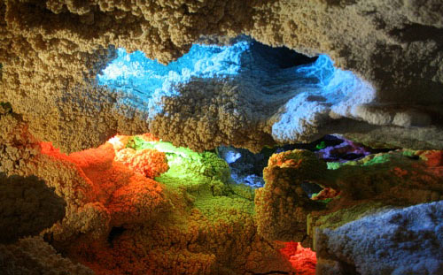 Chal Nakhjir Cave