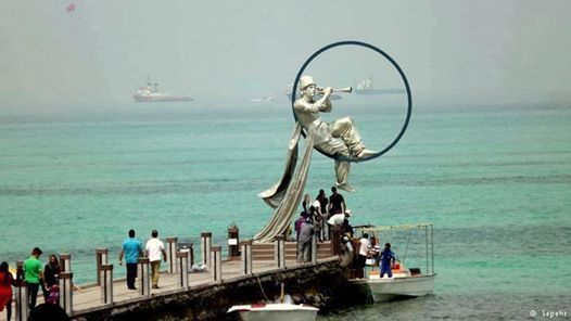 Marjan Beach of Kish (Coral beach)