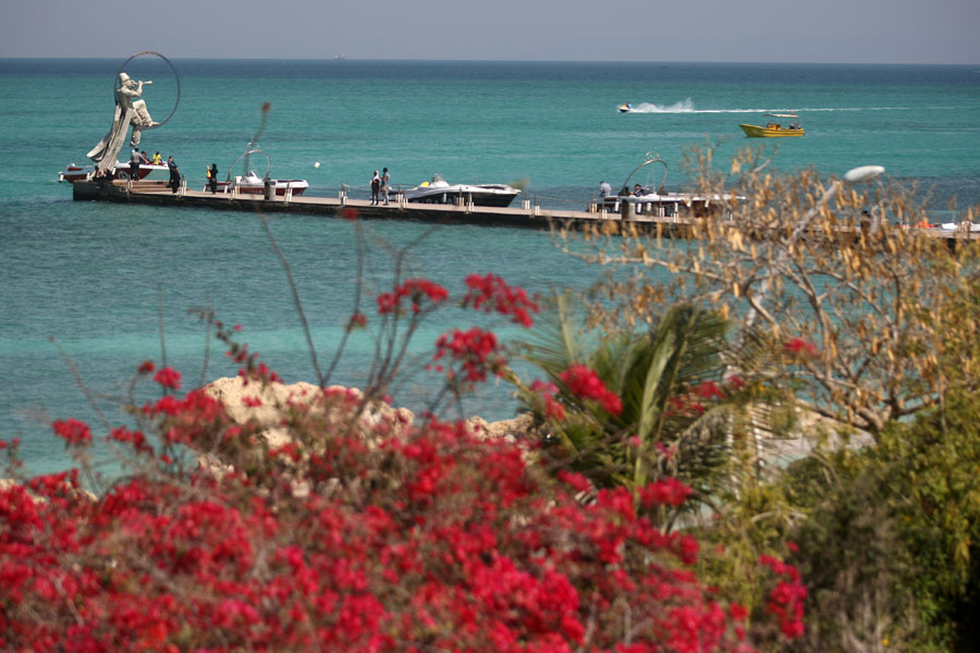 Marjan Beach of Kish (Coral beach)