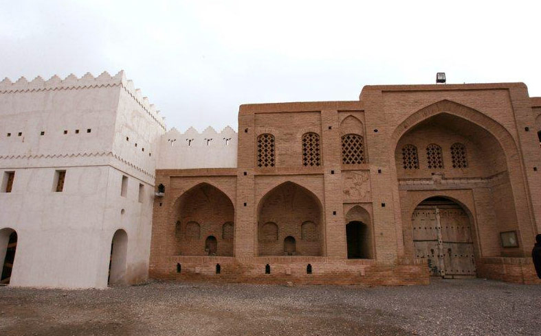 Collection of Caravanserais in Mian Dasht