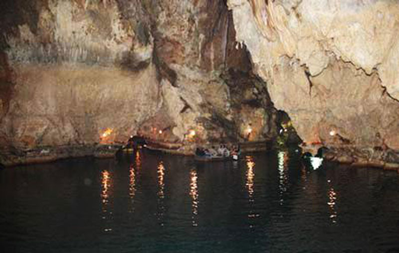 Hampoeil Cave (Pigeon)