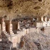 Haftad Molla Cemetery