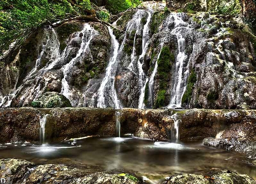Espeh Ou Waterfall