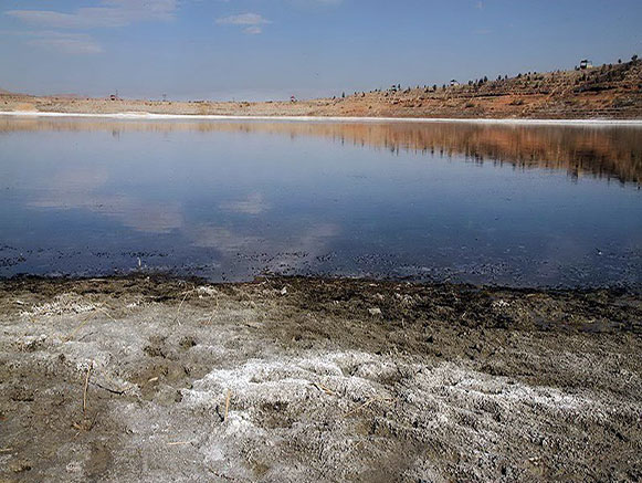 Bazangan Lake