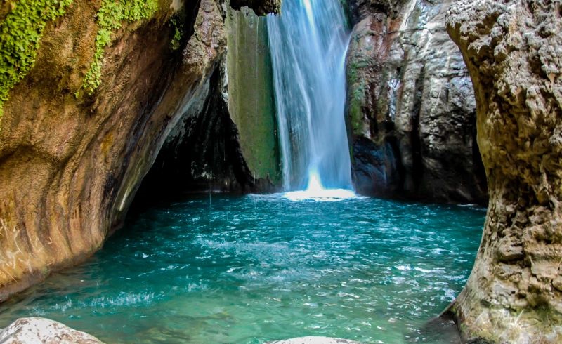 Tamoradi Canyon-s Waterfall
