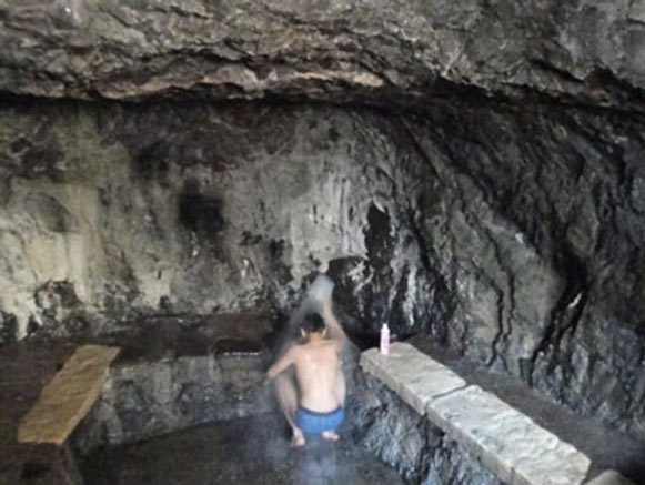 Stone Bath Givi