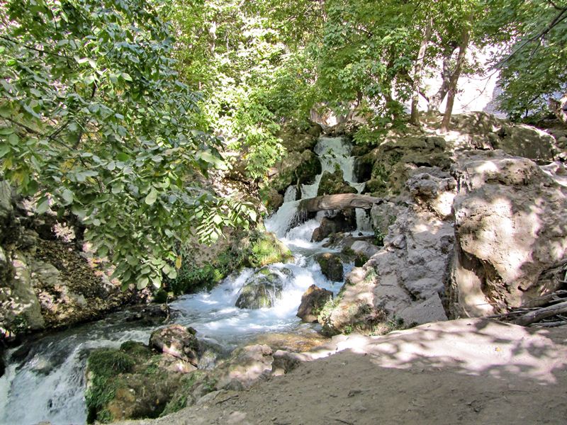 Atashgah Waterfalls