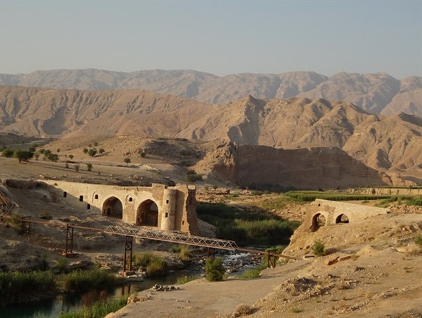 Kheyri Muhammad Khan bridge of Gachsaran
