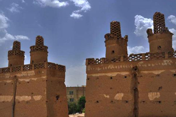 Zibashahr Decuple DovecoteTower of Mobareke Isfahan