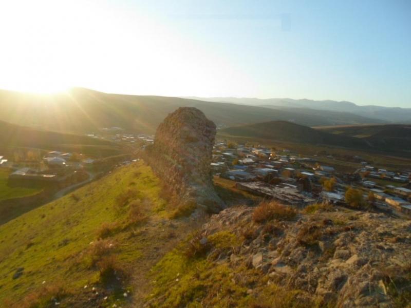 Maiden Castle, Bileh Savar