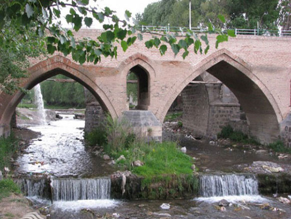 Red Bridge of Nir