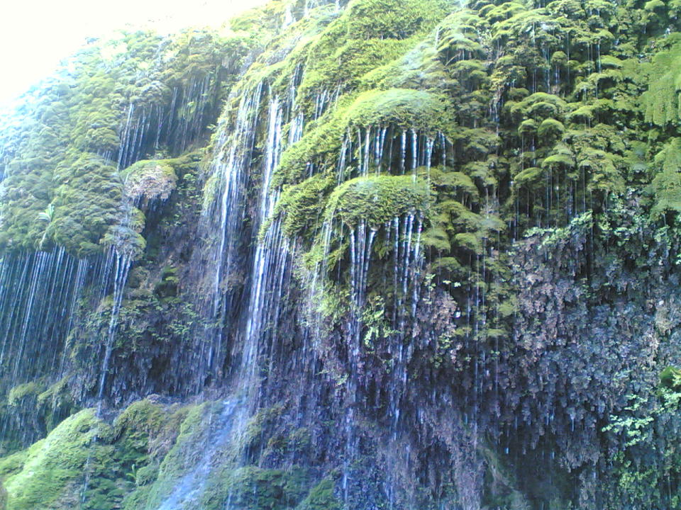 Kharaba Dayirman Waterfall (Asiyab Kharabeh)