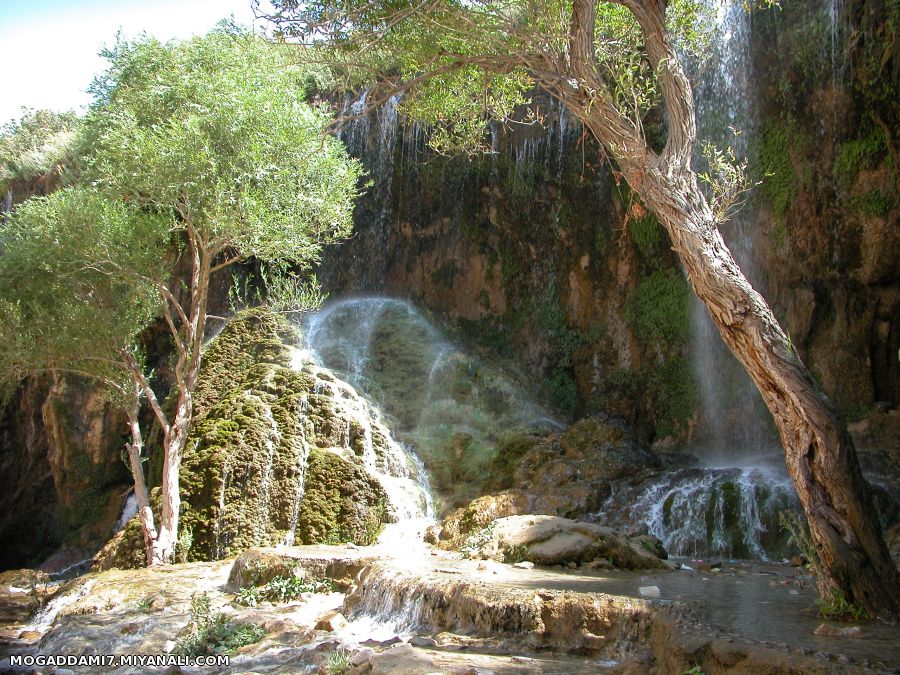 Kharaba Dayirman Waterfall (Asiyab Kharabeh)