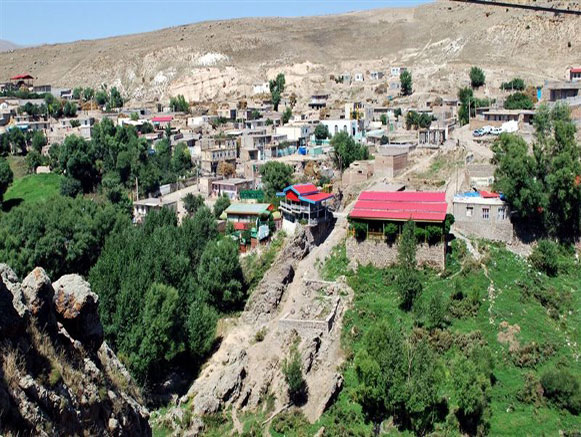 Bilah Daraq or Vila Darreh Village