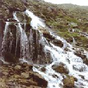 آبشار نره‌ گر اسبو
