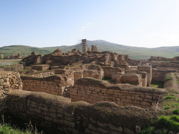 Takht-e Soleyman