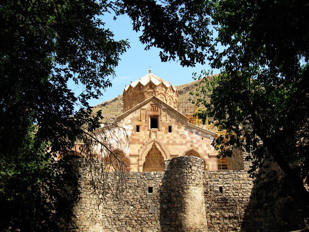 Saint Stepanos Monastery