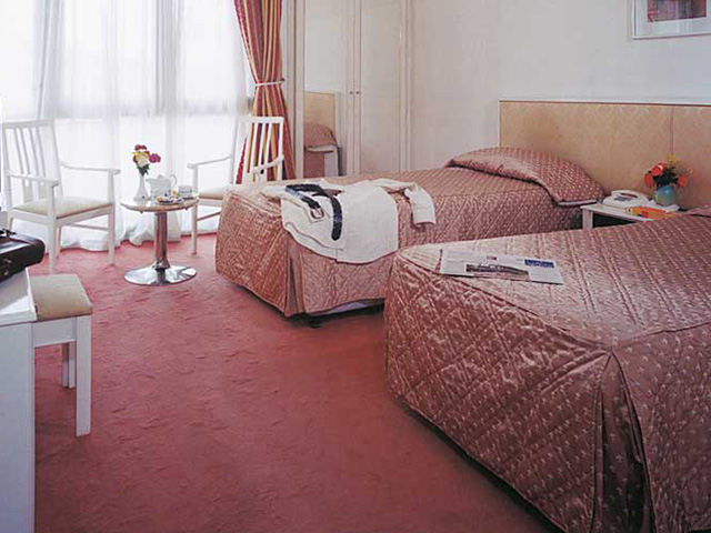 Azadi Hotel Shahre Kord