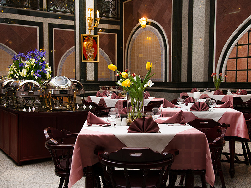 Ghasr Hotel Mashhad