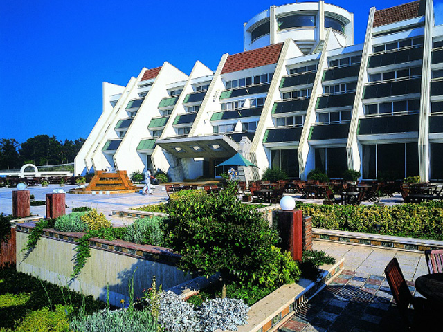 Narenjestan Hotel Nur