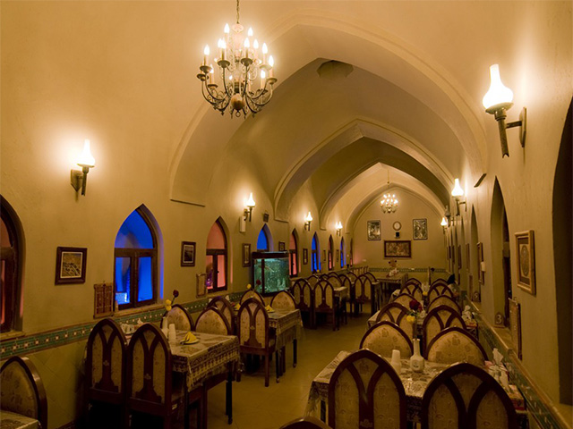Gouged Arg Hotel Golpayegan