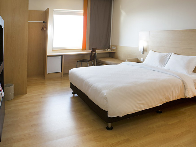 Ibis Hotel Imam Khomeini Airport Tehran