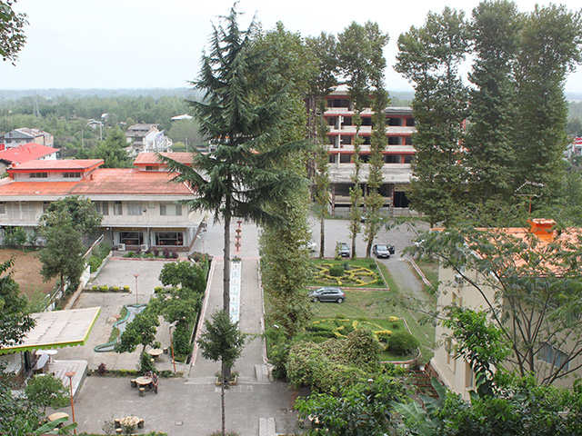 Waterfall Fajr Hotel Lahijan