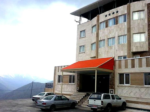 Eram Hotel Paveh