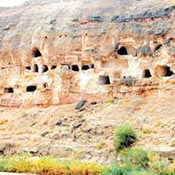 Chehel Khaneh Cave