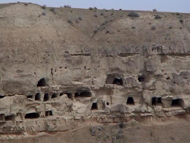 Chehel Khaneh Cave