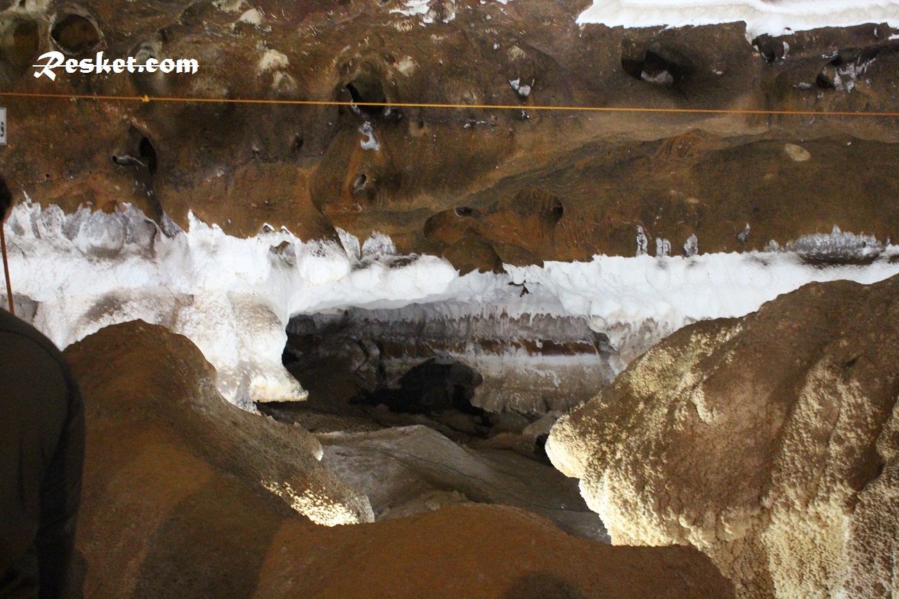 Katale Khor Cave