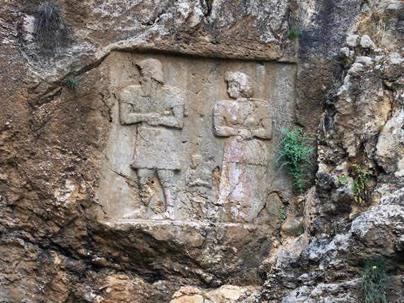 Eshkaft-e Salman Ancient Site