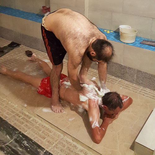 Iranian Public Hammam Tour with bathing experience